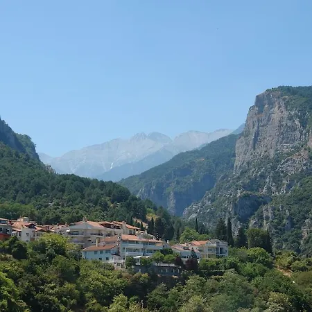 Platon 3* Olympiaki Akti